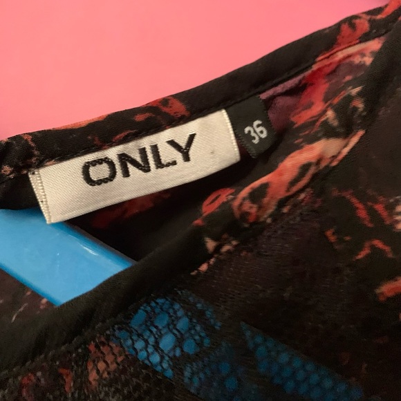 ONLY sleeveless top Red and Black Top Size 36 - Picture 5 of 6